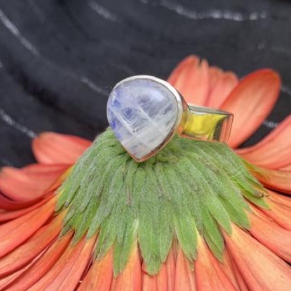 Vivid Blue Moonstone, 925 silver Ring - Picture 7 of 9